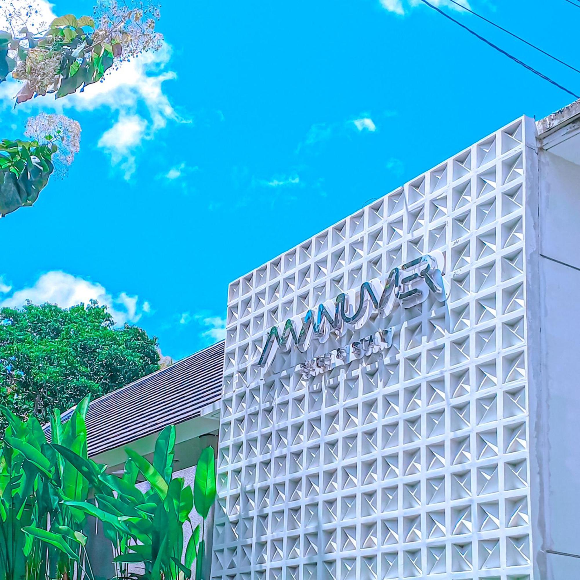 Manuver Surf And Stay Uluwatu Bali Jimbaran Exterior foto