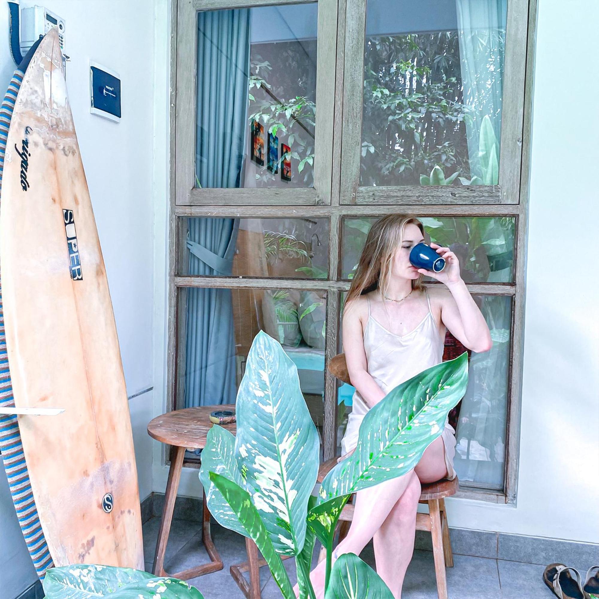 Manuver Surf And Stay Uluwatu Bali Jimbaran Exterior foto